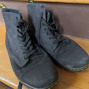 Doc Martens Canvas High Top